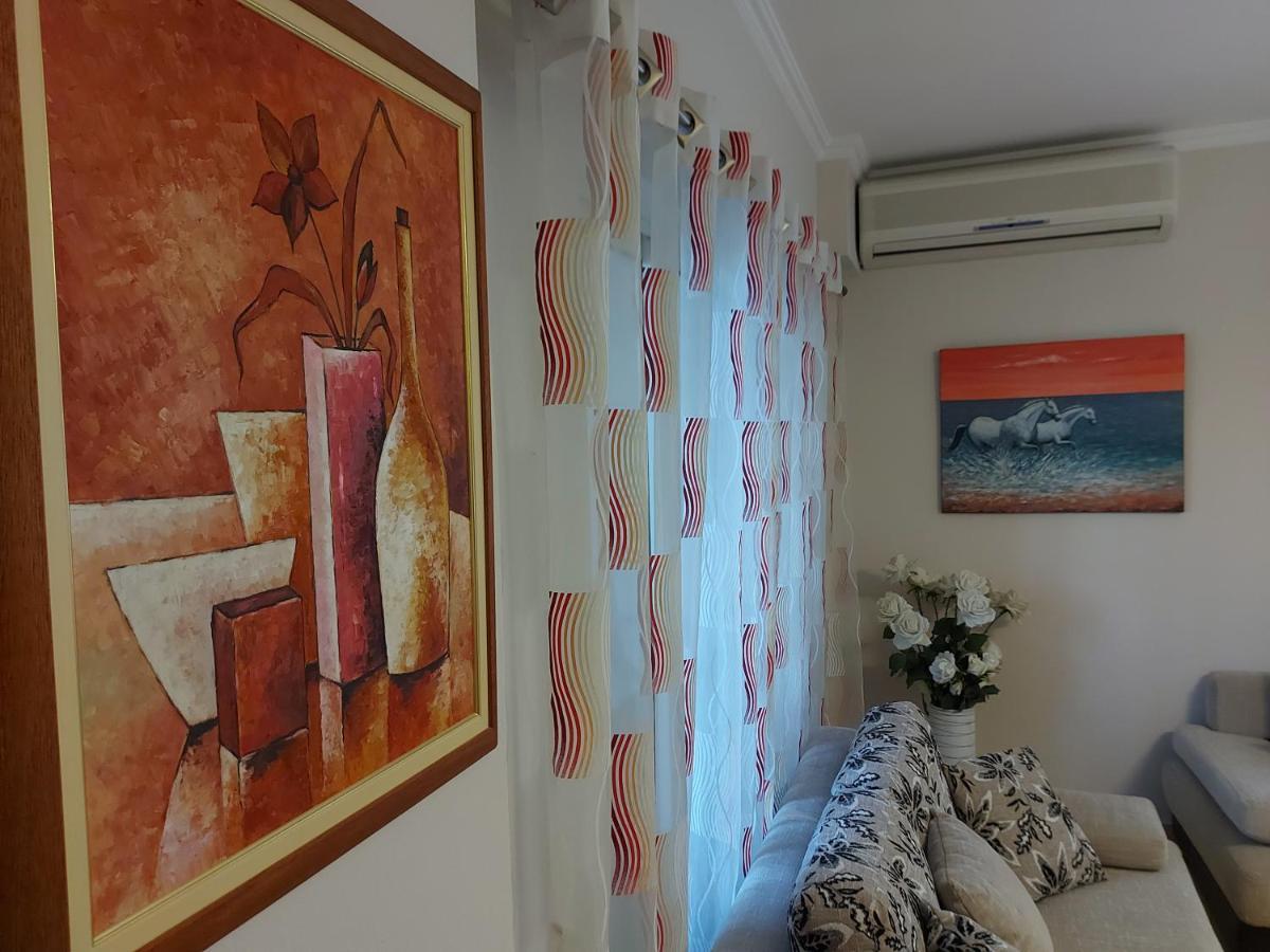 Bral Apartments 8 Two-Bedroom Beachfront Дуррес Экстерьер фото