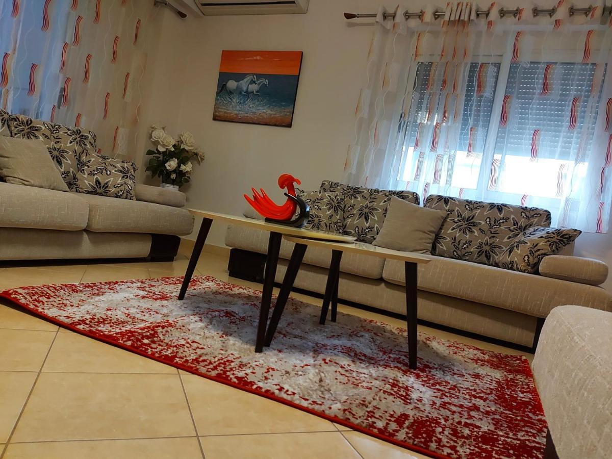 Bral Apartments 8 Two-Bedroom Beachfront Дуррес Экстерьер фото